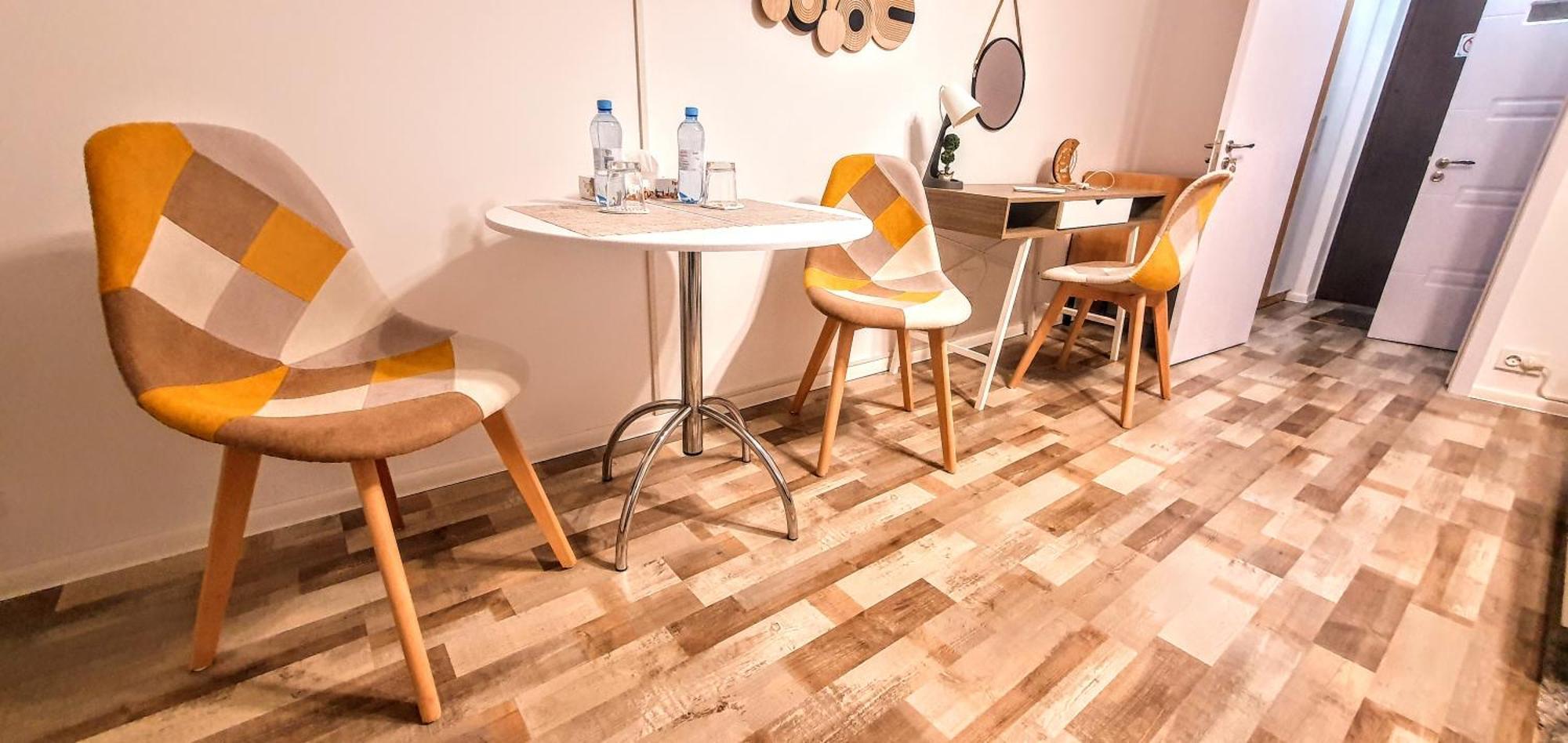The Yellow King - Luxurious Apartment Βουκουρέστι Εξωτερικό φωτογραφία